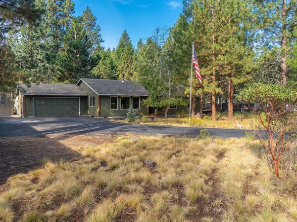 19033 Pumice Butte Road, Bend, OR 97702