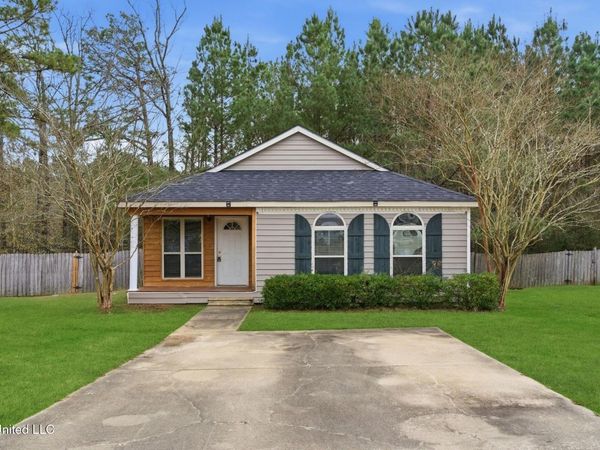 174 Hawthorne Drive, Hattiesburg, MS 39402