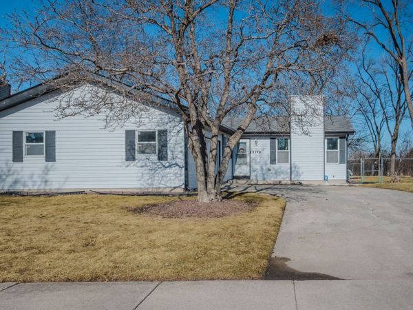 5742 Woodgate Drive, Matteson, IL 60443