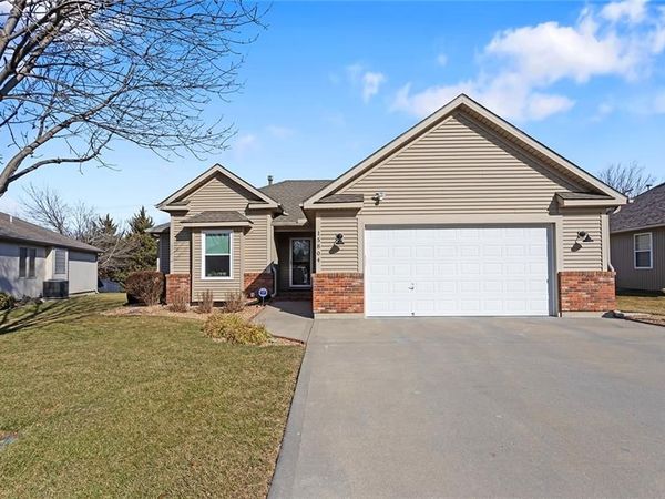 15804 E 27th Street, Independence, MO 64055