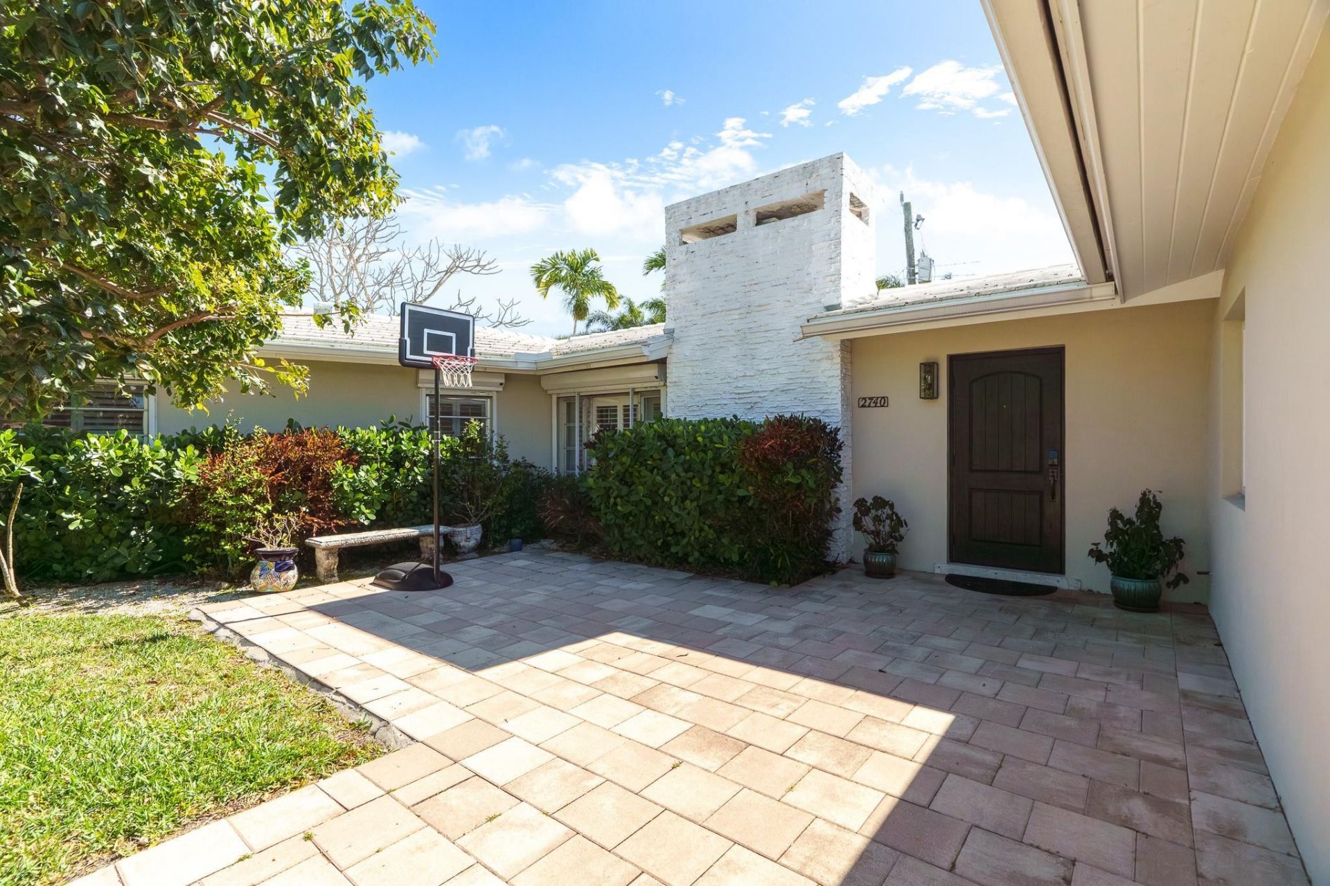 2740 NE 27th Court, Fort Lauderdale, FL 33306 Photo