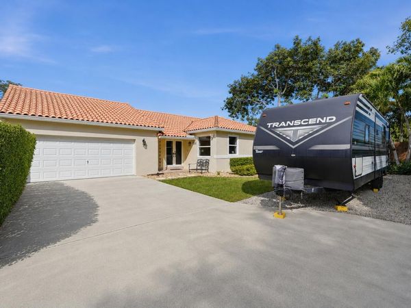 16921 SW 92nd Court, Palmetto Bay, FL 33157