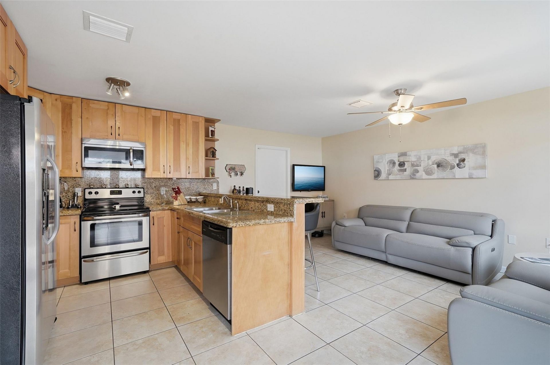 16921 SW 92nd Court, Palmetto Bay, FL 33157 Photo