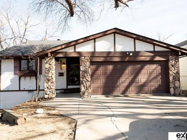 4721 S 79 Avenue, Ralston, NE 68127