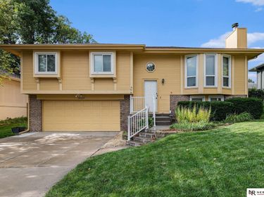 14529 Parker Street, Omaha, NE 68154