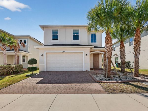 1609 NW Cataluna Cir Circle, Port St. Lucie, FL 34986