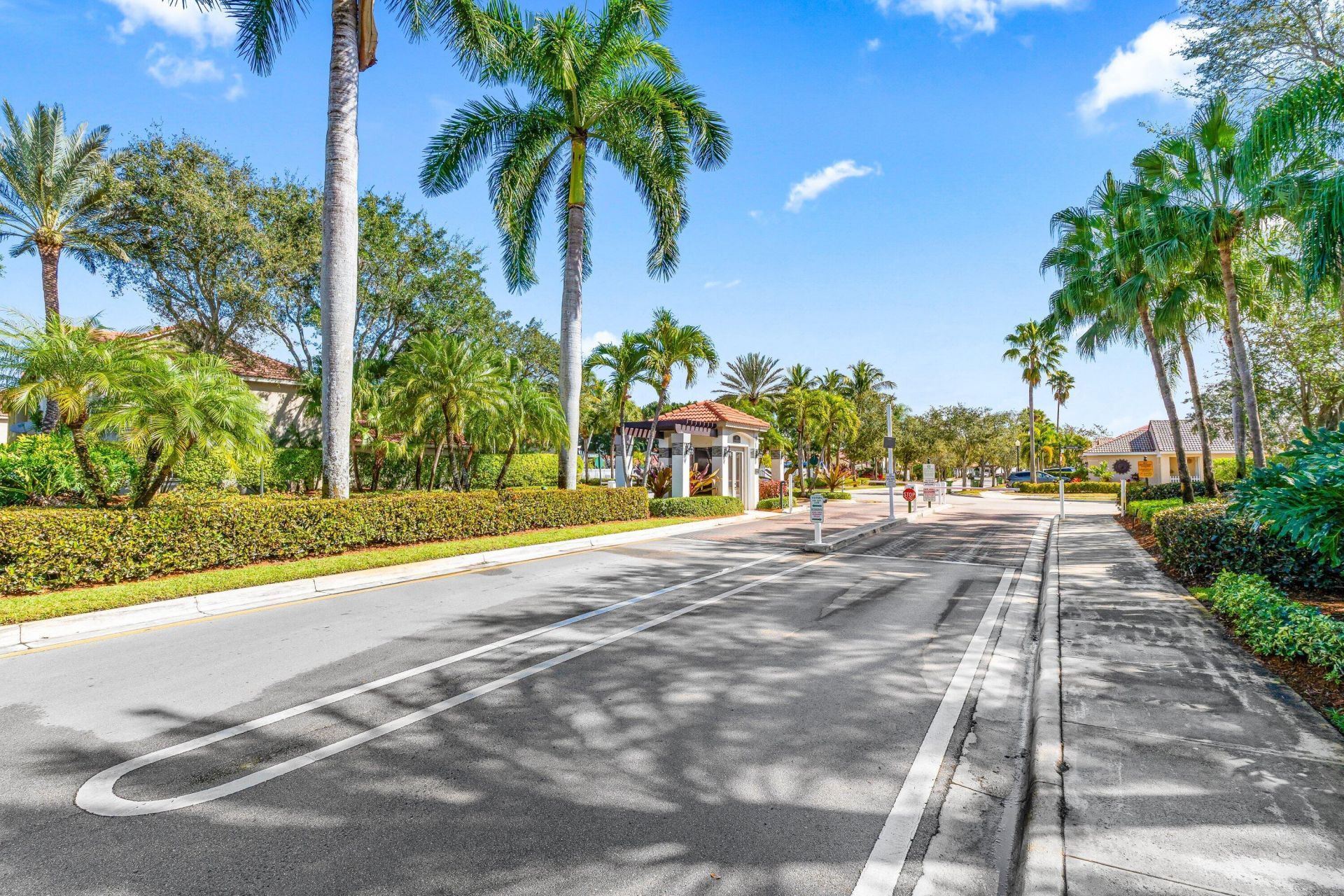 710 Sorrento Drive, Weston, FL 33326 Photo