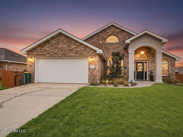 14087 Maddie Circle, D'Iberville, MS 39540