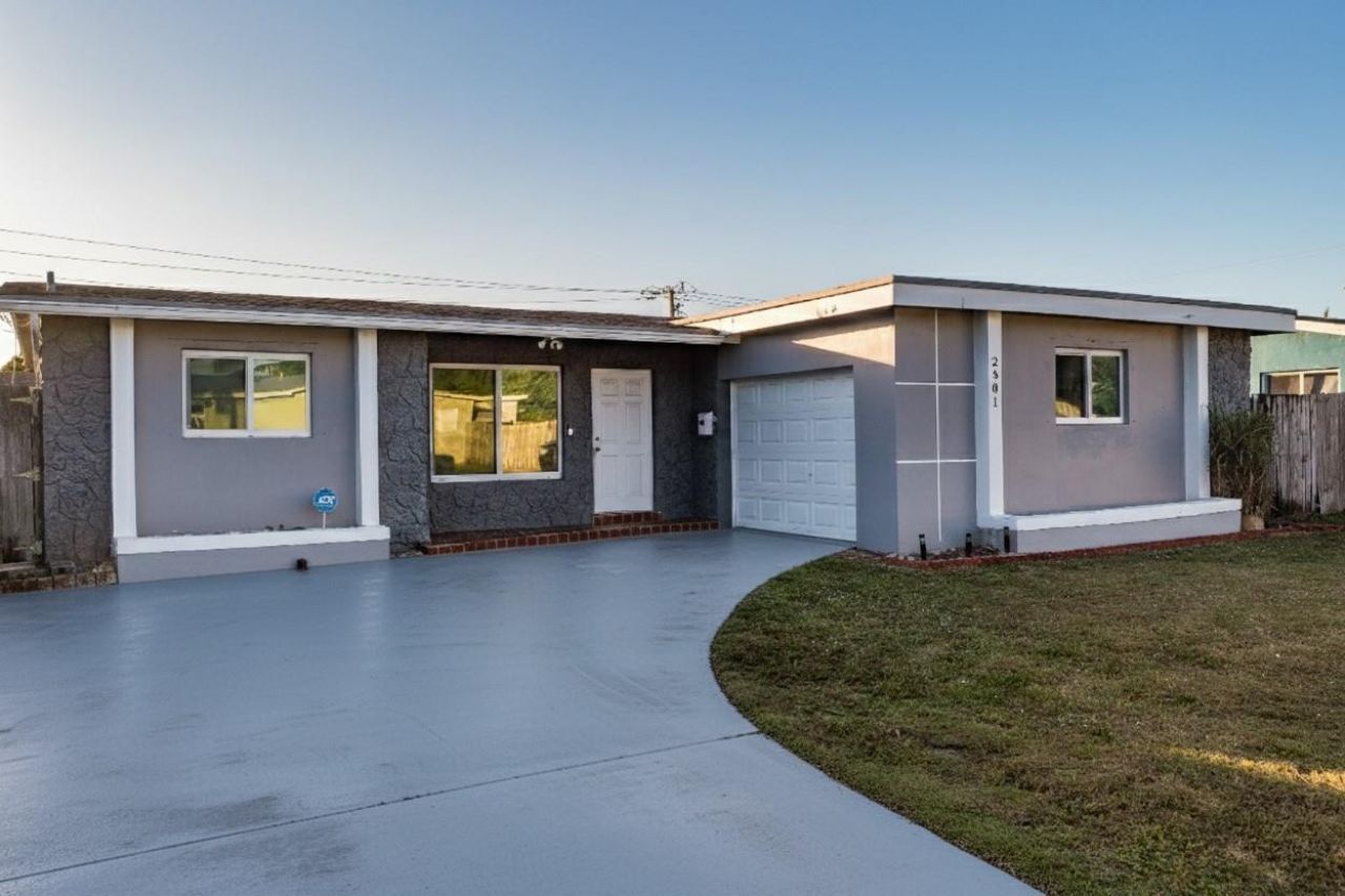 2501 NW 84th Way, Sunrise, FL 33322 Photo