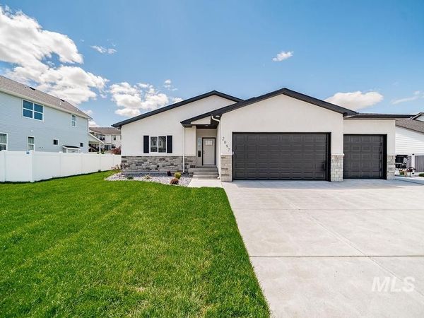 2097 Magellan Loop, Pocatello, ID 83204