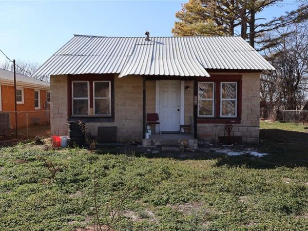 204 N Long Avenue, Wynnewood, OK 73098