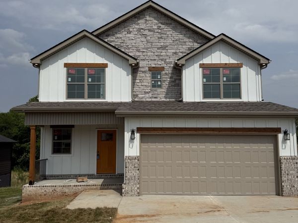 1596 Collins View Way, Clarksville, TN 37043