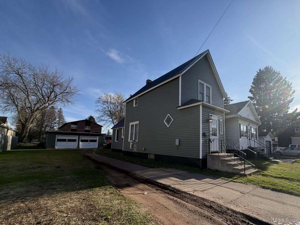 611 Sutherland Street, Ironwood, MI 49938