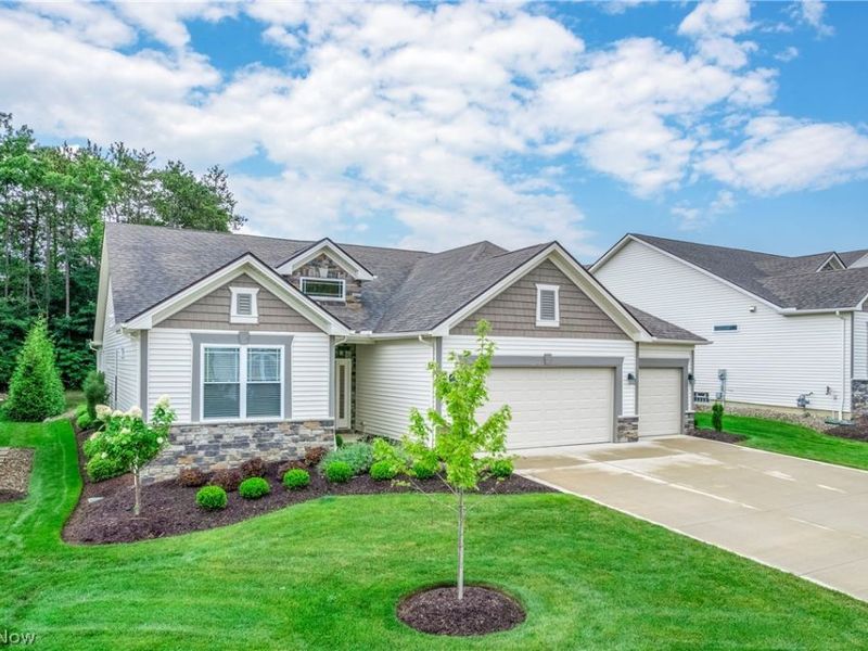 22125 Olde Creek Trail, Strongsville, OH 44149 Photo 2