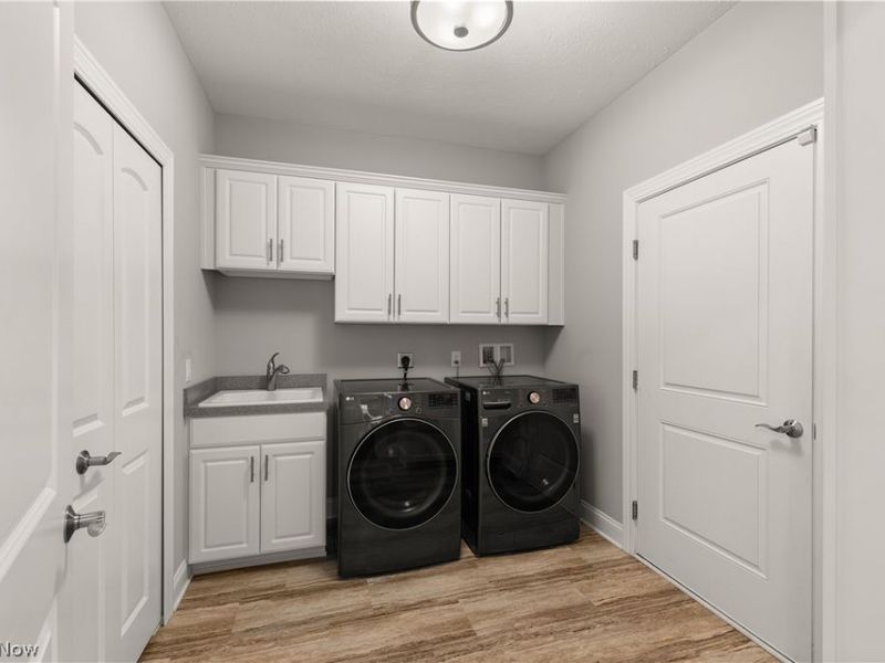 22125 Olde Creek Trail, Strongsville, OH 44149 Photo 9