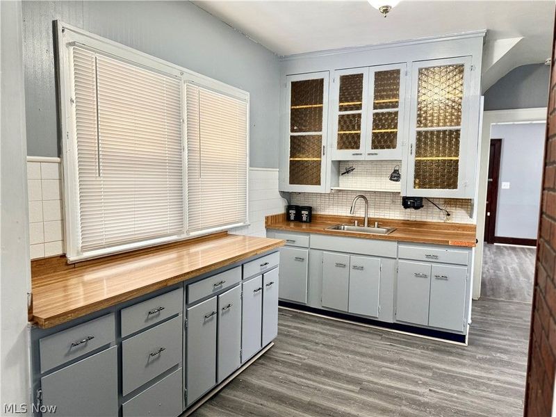 3501 Denison Avenue, Cleveland, OH 44109 Photo 10