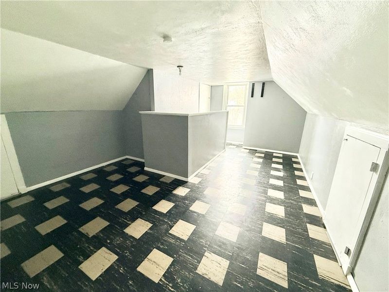 3501 Denison Avenue, Cleveland, OH 44109 Photo 21