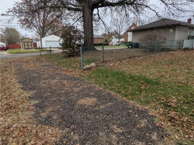 2046 12th Street SW, Akron, OH 44314 Photo 13