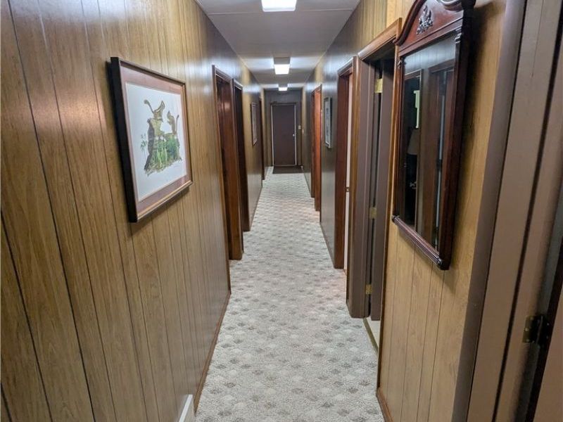 2046 12th Street SW, Akron, OH 44314 Photo 4