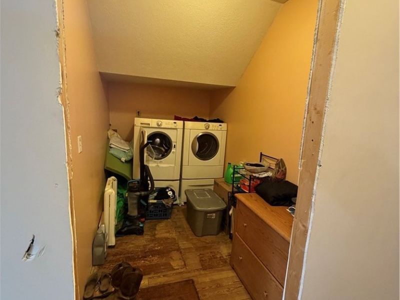 750 Cross Street, Newcomerstown, OH 43832 Photo 12