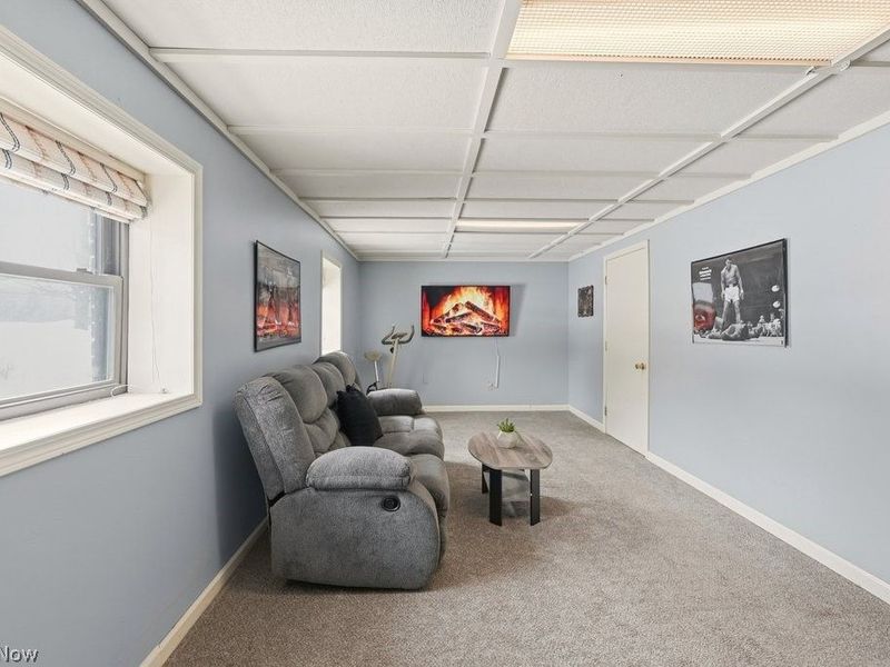 2190 Waterbury Drive, Uniontown, OH 44685 Photo 29