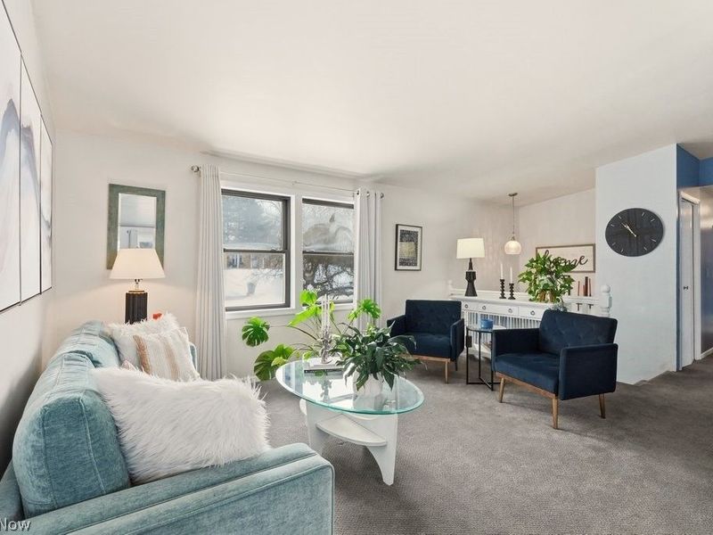 2190 Waterbury Drive, Uniontown, OH 44685 Photo 6