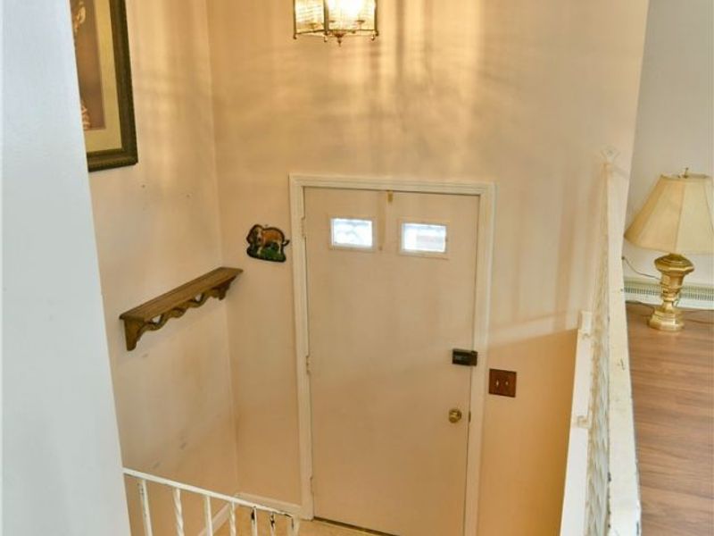 2516 Mahan Denman Road, Cortland, OH 44410 Photo 11