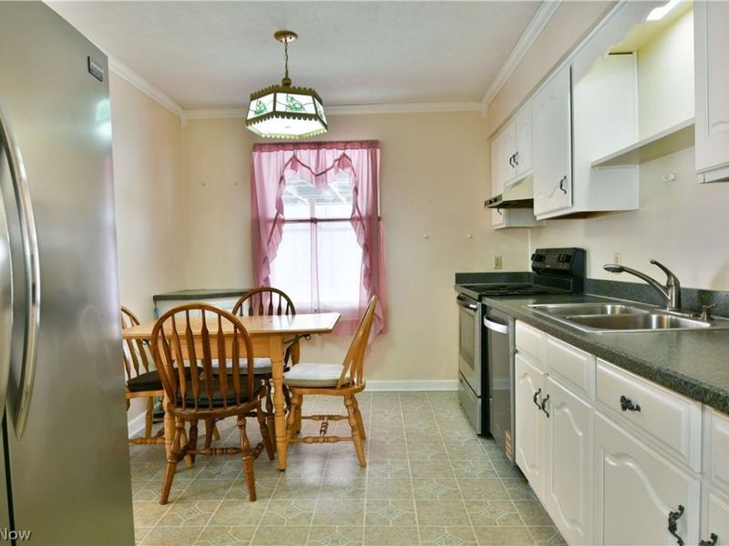 2516 Mahan Denman Road, Cortland, OH 44410 Photo 24