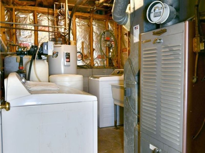 2516 Mahan Denman Road, Cortland, OH 44410 Photo 47