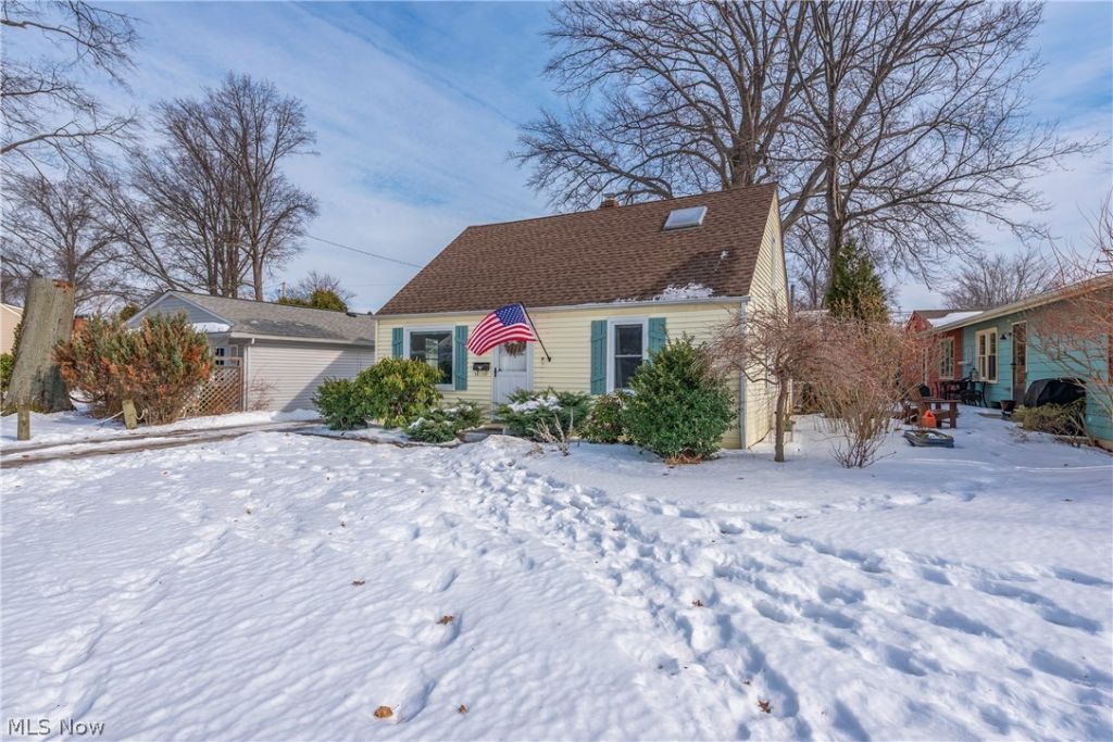 147 Englewood Drive, Avon Lake, OH 44012 Main Photo