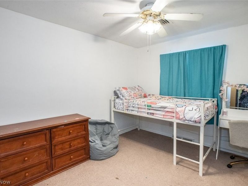 6624 Big Creek Parkway, Parma Heights, OH 44130 Photo 12