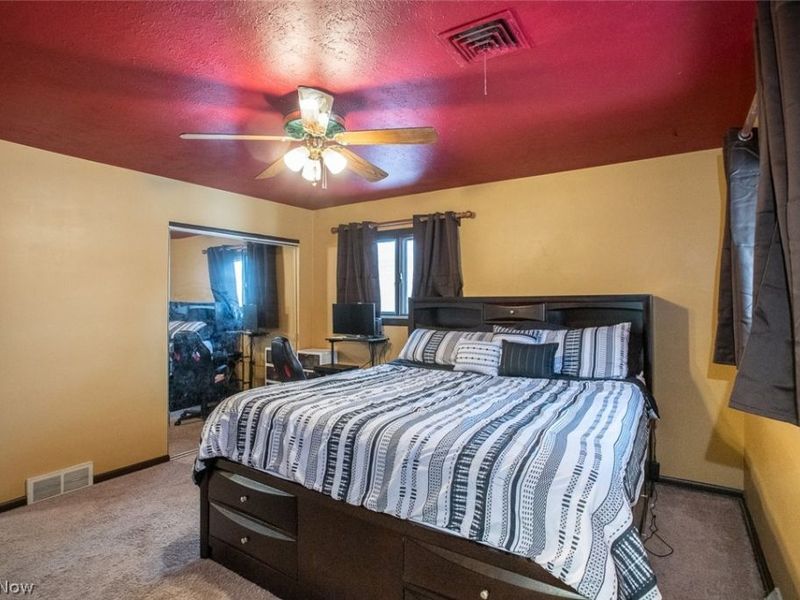 6624 Big Creek Parkway, Parma Heights, OH 44130 Photo 17