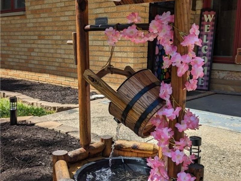 6624 Big Creek Parkway, Parma Heights, OH 44130 Photo 2