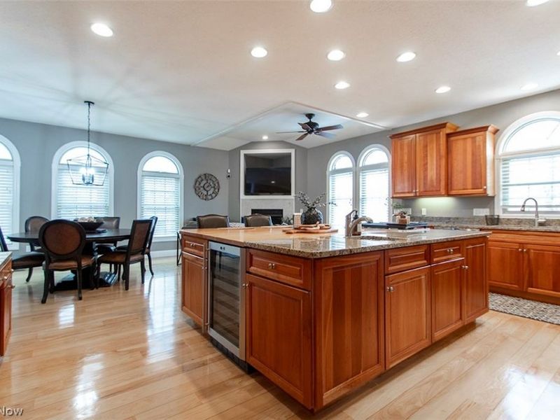 6564 Torington Drive, Medina, OH 44256 Photo 9