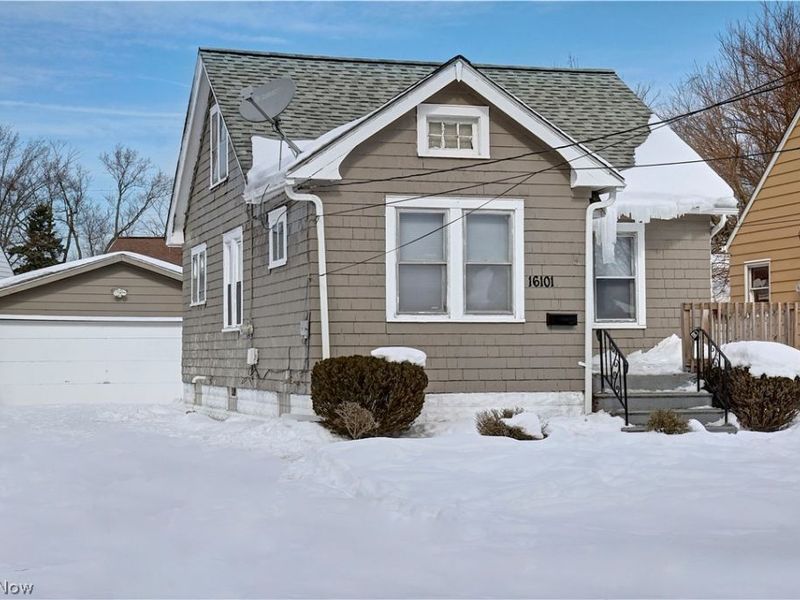 16101 Raymond Street, Maple Heights, OH 44137 Photo 1
