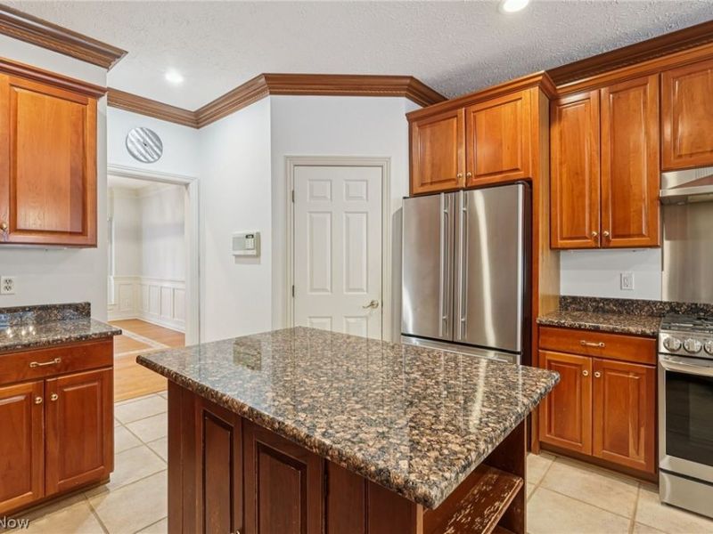 31014 Walden Drive, Unit 3, Westlake, OH 44145 Photo 8