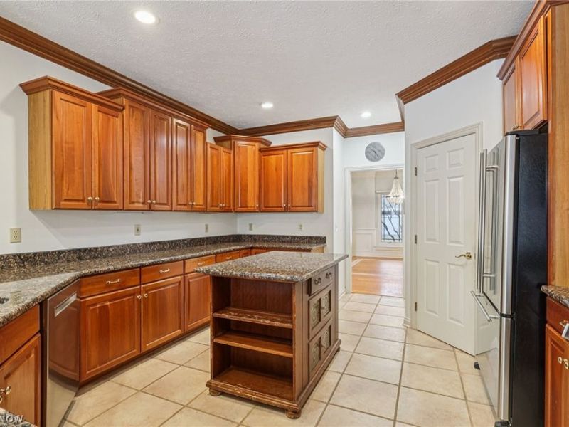 31014 Walden Drive, Unit 3, Westlake, OH 44145 Photo 9