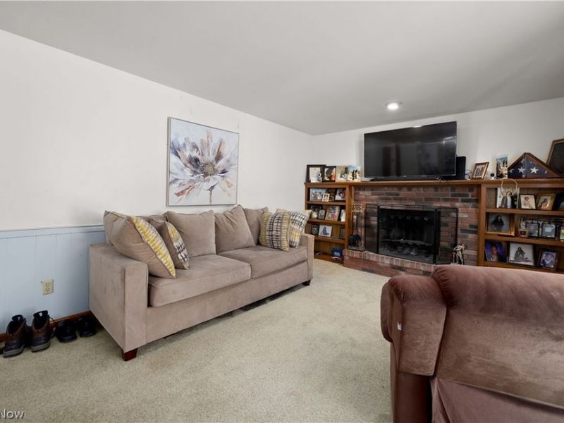 117 Woodview Drive, Elyria, OH 44035 Photo 18