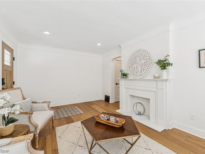 16305 Marquis Avenue, Cleveland, OH 44111 Photo 13