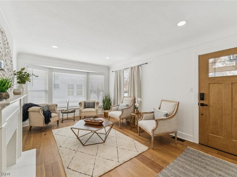 16305 Marquis Avenue, Cleveland, OH 44111 Photo 14