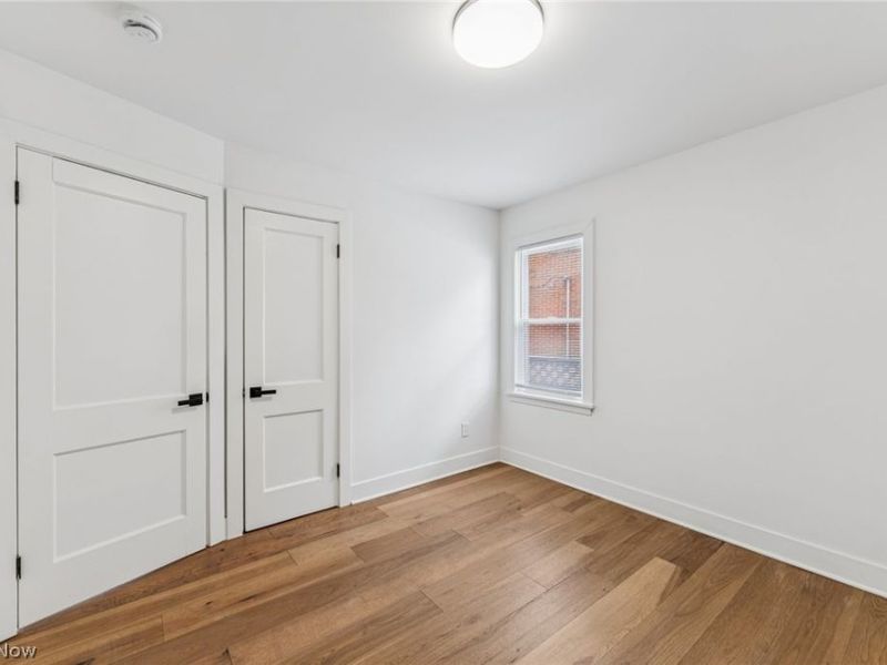 16305 Marquis Avenue, Cleveland, OH 44111 Photo 17