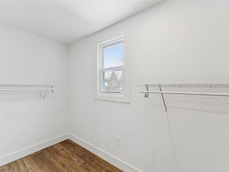 16305 Marquis Avenue, Cleveland, OH 44111 Photo 34