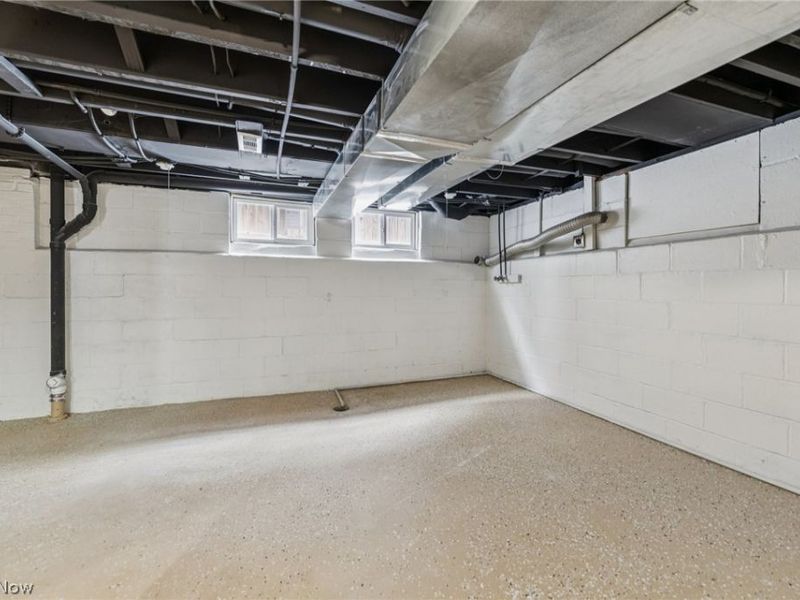 16305 Marquis Avenue, Cleveland, OH 44111 Photo 44