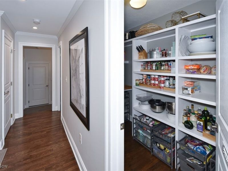 1904 Wynwood Drive, Rocky River, OH 44116 Photo 10