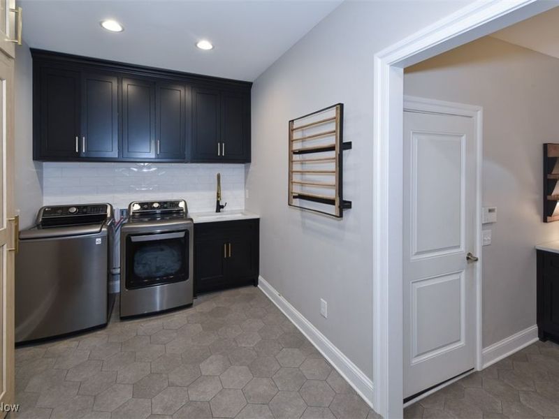 1904 Wynwood Drive, Rocky River, OH 44116 Photo 23