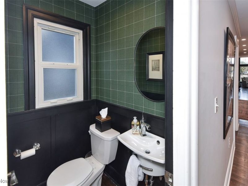 1904 Wynwood Drive, Rocky River, OH 44116 Photo 24