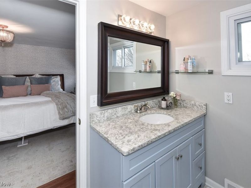 19438 Laurel Avenue, Rocky River, OH 44116 Photo 21