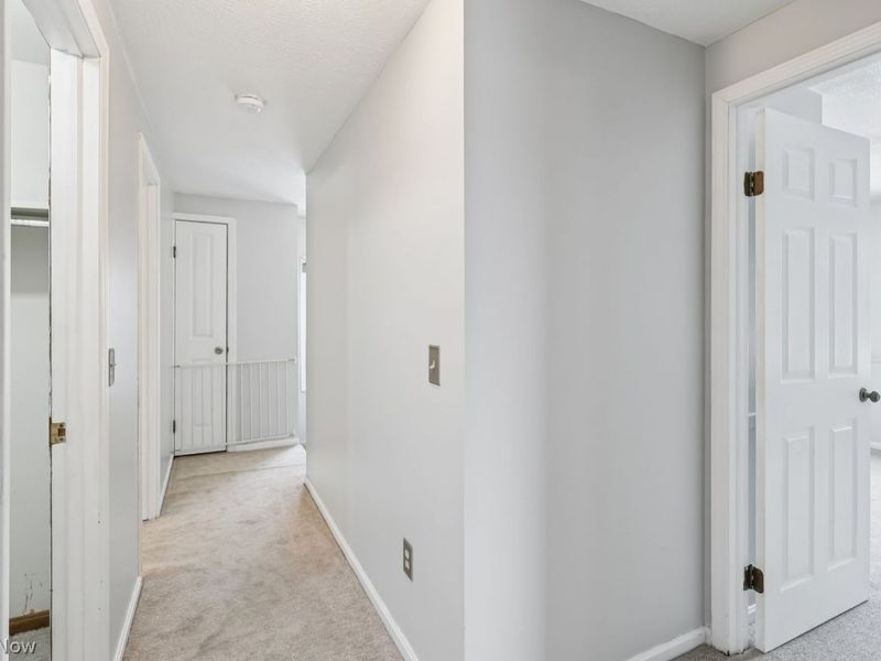 541 Orchardview Avenue, Seven Hills, OH 44131 Photo 20