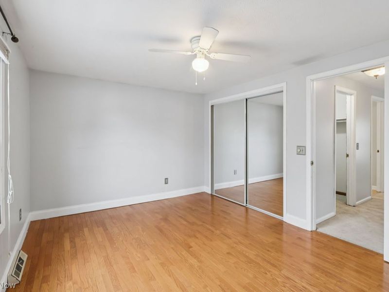 541 Orchardview Avenue, Seven Hills, OH 44131 Photo 32