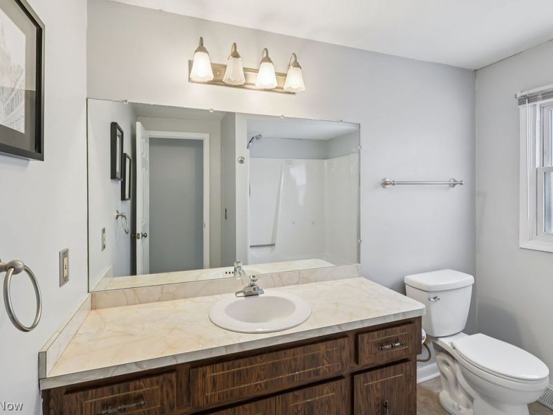 541 Orchardview Avenue, Seven Hills, OH 44131 Photo 36